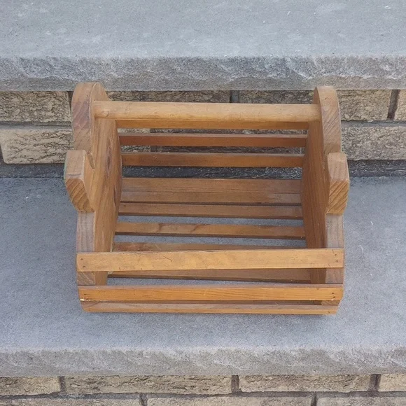 Rustic Handpainted Strawberry Wooden Basket, Red Green Brown. Storage Bin - Picture 4 of 6
